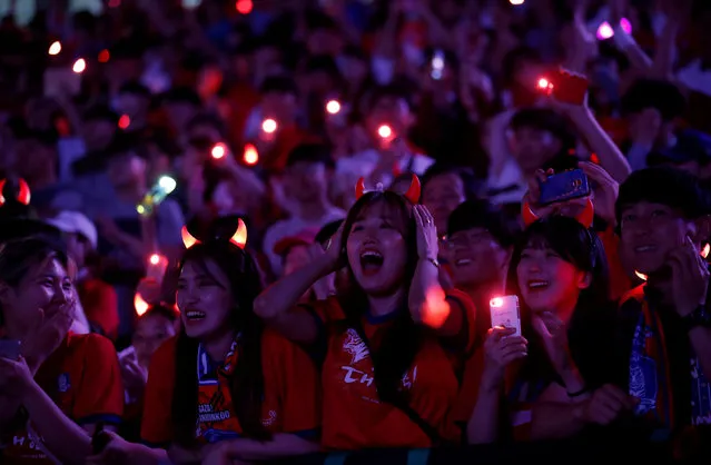 Fans in the Jeonju World Cup Stadium during the South Korea vs Bosnia and Herzegovina friendly ahead of the World Cup in Jeonju, South Korea on June 1, 2018. (Photo by Kim Hong-Ji/Reuters)