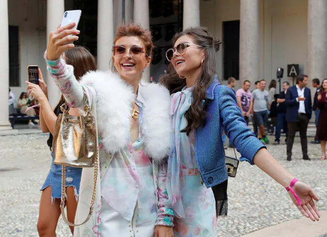Guests take a selfie before the Blumarine fashion show during Milan Fashion Week Spring 2019 in Milan, Italy, September 21, 2018. (Photo by Stefano Rellandini/Reuters)