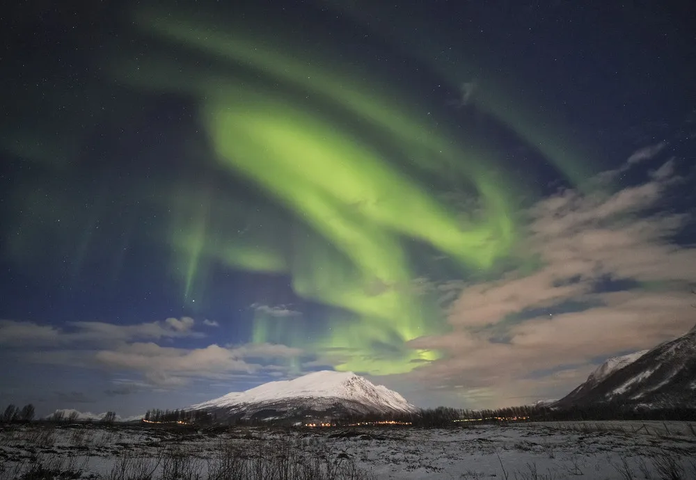 Aurora Borealis Shocks and Awes