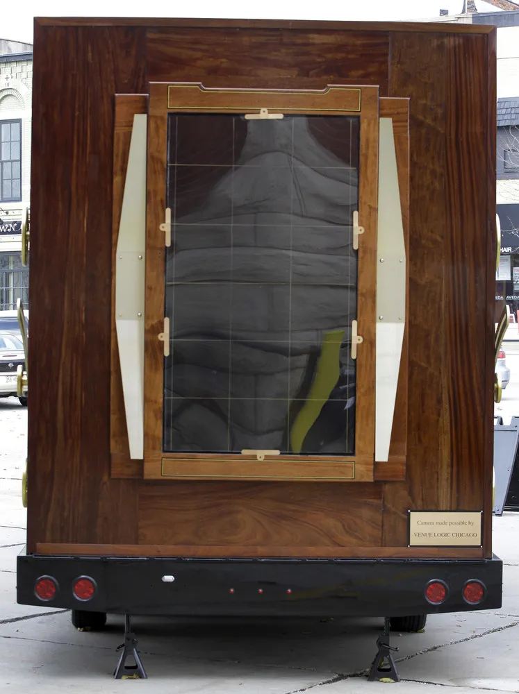 Photographer Builds World's Largest Camera