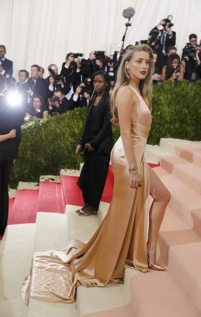 Actress Amber Heard arrives at the Metropolitan Museum of Art Costume Institute Gala (Met Gala) to celebrate the opening of “Manus x Machina: Fashion in an Age of Technology” in the Manhattan borough of New York, May 2, 2016. (Photo by Eduardo Munoz/Reuters)