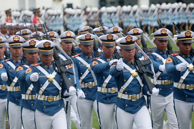 Indonesian National Armed Forces members take part in a ceremony to mark the 79th anniversary of Indonesia's independence day at Garuda Palace in the new capital of Nusantara, East Kalimantan, Indonesia, 17 August 2024. Indonesia celebrated its Independence Day with ceremonies held for the first time at Garuda Palace in the new capital, Nusantara, in East Kalimantan, as well as at the Presidential Palace in Jakarta. These events marked the 79th anniversary of the country's independence from the Netherlands on 17 August 1945. (Photo by Adi Weda/EPA)