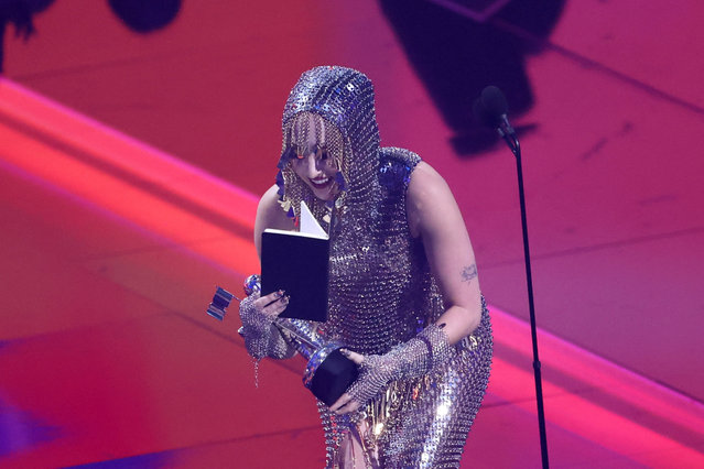 Chappell Roan accepts the award for Best New Artist during the 2024 MTV Video Music Awards in Elmont, New York, U.S., September 11, 2024. (Photo by Brendan McDermid/Reuters)