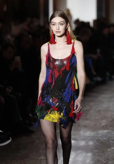 Gigi Hadid wears a creation from the Versace women's Fall/Winter 2018-2019 collection, presented during the Milan Fashion Week, in Milan, Italy, Friday, February 23, 2018. (Photo by Antonio Calanni/AP Photo)
