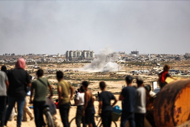 Smoke rises from the area as Israel continues its attacks despite US President Donald Trump's call to “immediately stop the attacks on Gaza”. Nuseirat Refugee Camp in Gaza City, Gaza on October 4, 2025. Due to the ongoing Israeli attacks , there are no buildings left standing in the area. (Photo by Khames Alrefi/Anadolu via Getty Images)