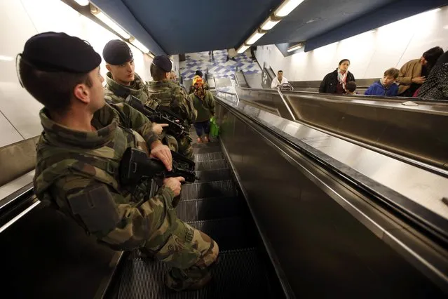 French soldiers patrol in the subway in Marseille, France, November 15, 2015, following the series of deadly attacks in Paris on Friday. (Photo by Jean-Paul Pelissier/Reuters)