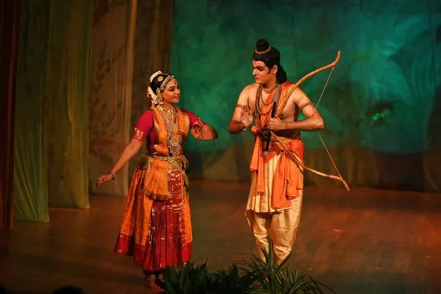 Artists perform a classical dance Bharatanatyam to portray “Jatayu Moksham” a story from Hindu epic Ramayana at the Kalakshetra foundation in Chennai on February 25, 2024. (Photo by R. Satish Babu/AFP Photo)