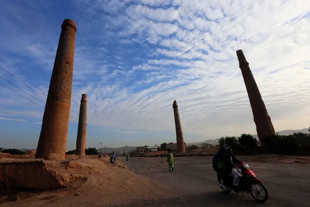 A general view of historial Minaretes of Herat, Afghanistan, 22 April 2014. The United Nations Educational, Scientific and Cultural Organization is funding a project worth around 600,000 USD to preserve the historical Minarete and Queen Guharshad burial ground in Herat. (Photo by Jalil Rezayee/EPA)
