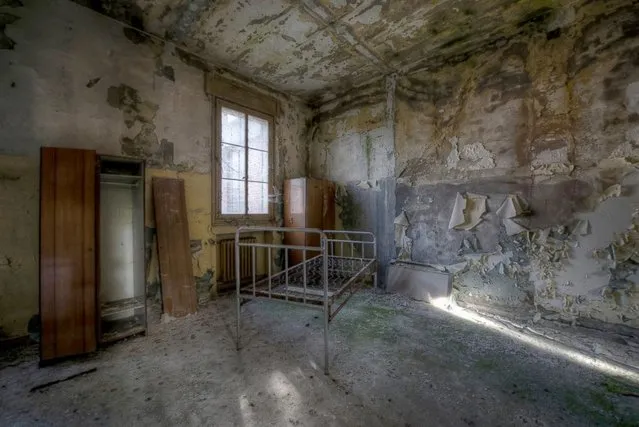 We're all mad here – Rusty bed left behind in a former mental hospital. (Photo by Niki Feijen)