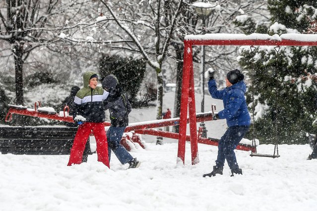 In Belgrade, the snow in December caused problems for some, and brought joy to others on December 24, 2024. (Photo by F.S./ATAImages)