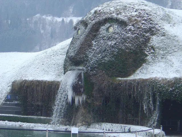 The Swarovski Crystal Head Fountain In Austria