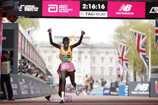 Peres Jepchirchir of Kenya crosses the finish line to win the women's race at the London Marathon in London, Sunday, April 21, 2024. (Photo byDavid Cliff/AP Photo)
