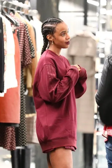 Kelly Rowland goes shopping at Celine with her friends in Beverly Hills, CA. on January 16, 2020. The singer looked great as she rocked Beyonce's new Adidas x Ivy Park Collection from head to toe. (Photo by Backgrid USA)