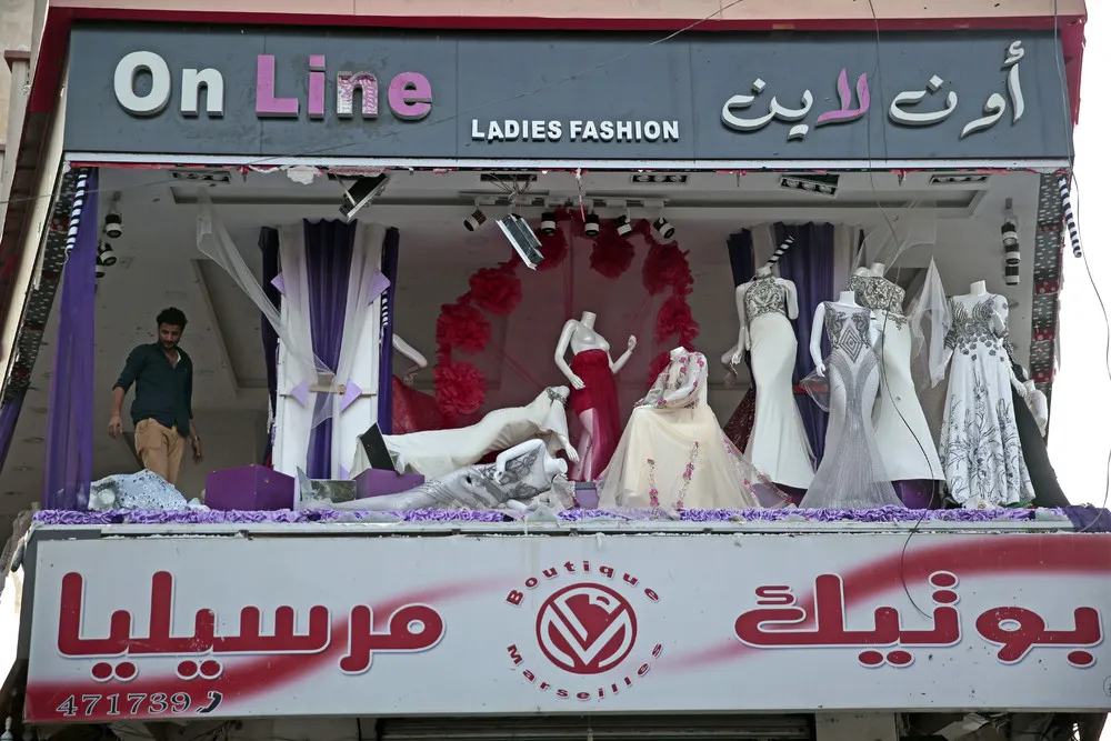 The Day in Photos – December 6, 2017