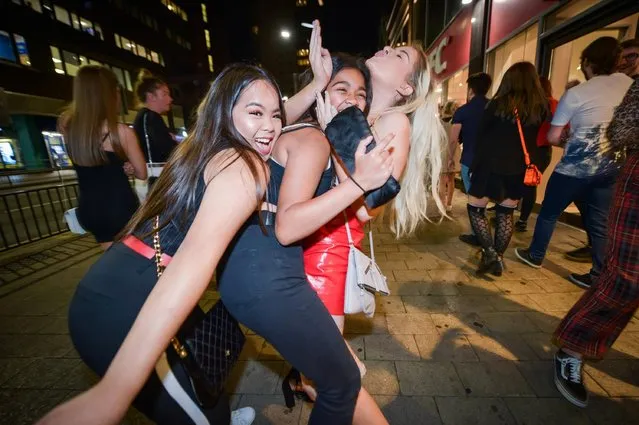 Youngsters look like they are having fun as they party in Leeds, United Kingdom on August 16, 2018. (Photo by SWNS: South West News Service)