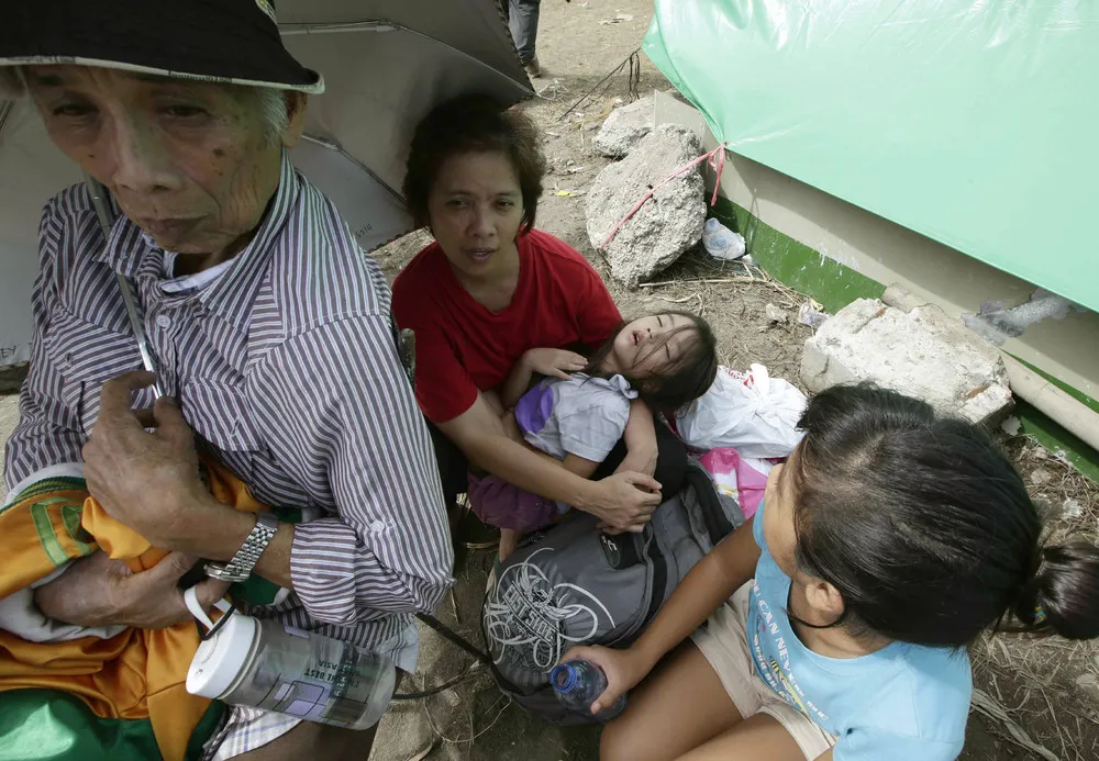 Survivors of Typhoon Haiyan