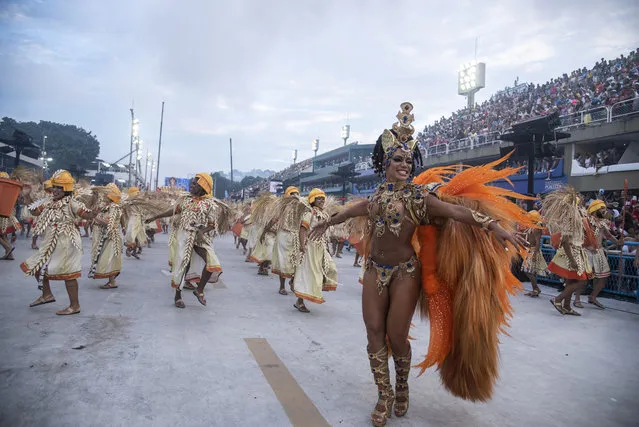 A performer dances during Unidos da Tijuca performance at the Rio de Janeiro Carnival at Sambodromo on March 3, 2019 in Rio de Janeiro, Brazil. (Photo by Raphael Dias/Getty Images)