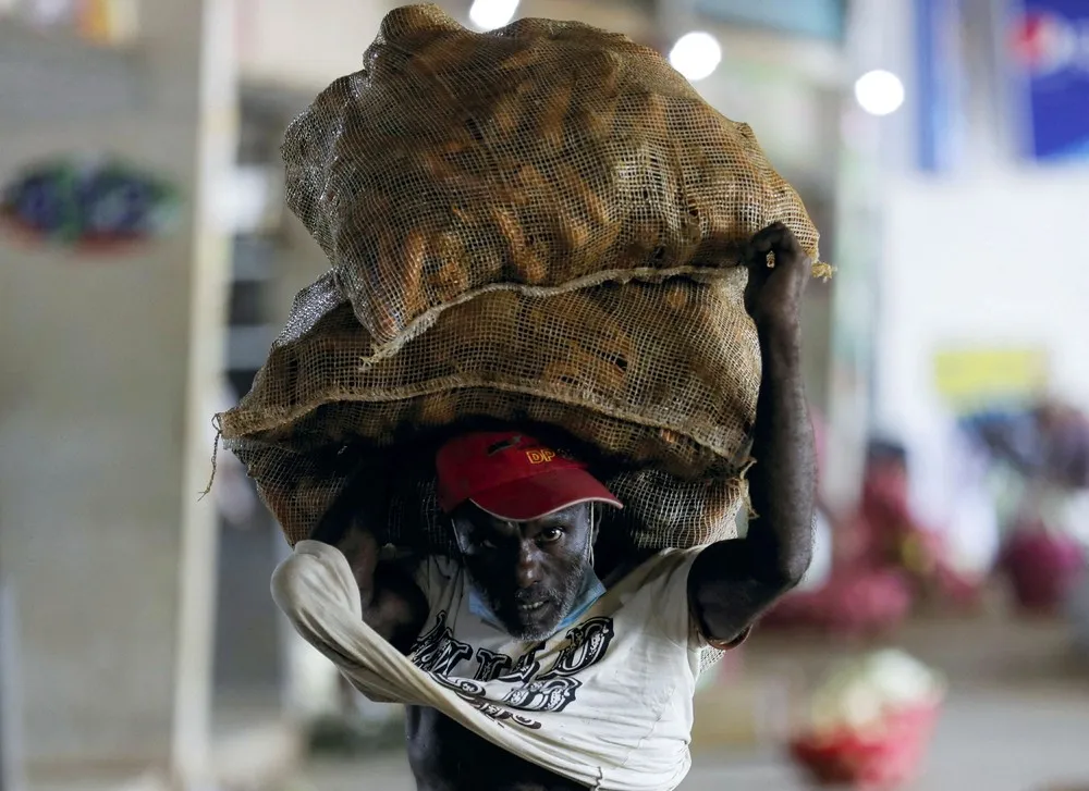 A Look at Life in Sri Lanka, Part 1/2