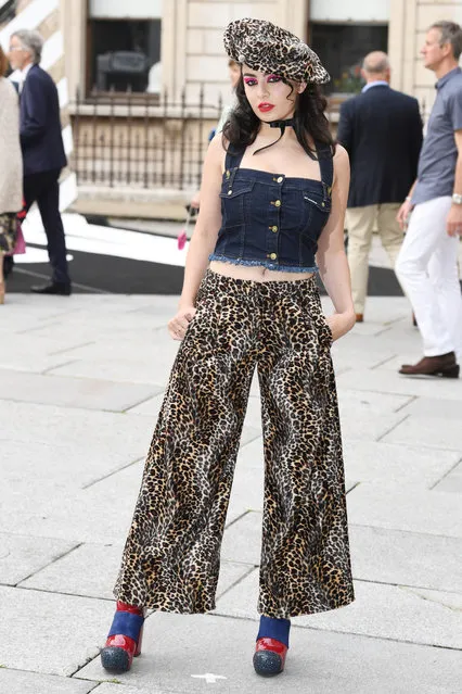 Charli XCX arrives for the VIP preview of the Royal Academy of Arts Summer Exhibition 2016  at Royal Academy of Arts on June 7, 2016 in London, England. (Photo by Jeff Spicer/Getty Images)