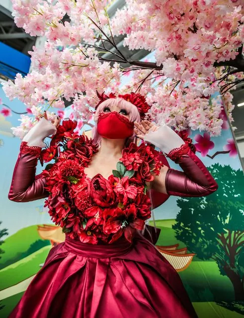 Cosplayers descended in London Olympia on July 8, 2022 for London Film & Comic Con bringing some favorites stars from TV, Film and Comics. (Photo by Paul Quezada-Neiman/Alamy Live News)