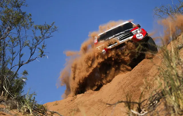 Dutch driver Bernhard Ten Brinke of Toyota competes during the 13th stage of the 2018 Rally Dakar, between San Juan and Cordoba, in Argentina, 19 January 2018. (Photo by David Fernandez/EPA/EFE)