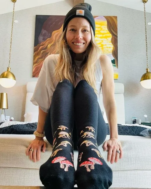 American actress Jessica Biel wears her “FUN SOCKS” to support World Down Syndrome Day on March 21, 2023. (Photo by jessicabiel/Instagram)