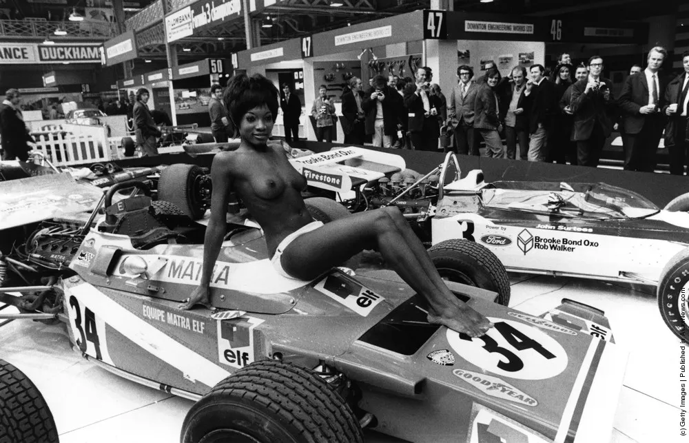Sexy Models On Auto Shows. Part I