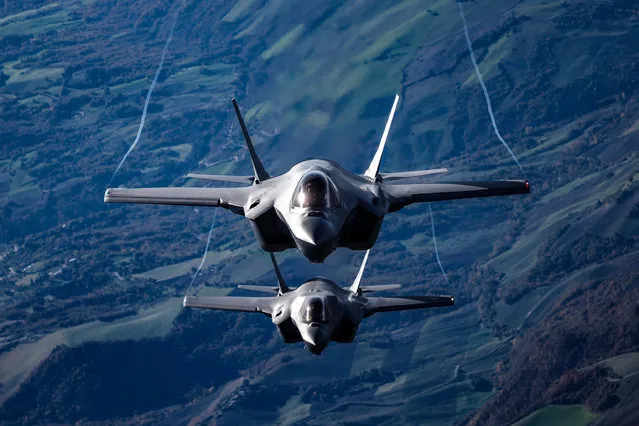 Italian Air Force multirole combat aircraft F35 during exercise Falcon Strike 2022, in Amendola, Italy, 21 November 2022. F35s From Italy, U.S. and The Netherlands Train Together during Falcon Strike 2022 an Italian Air Force training exercise which focuses on fifth and fourth-generation integration between NATO Allies operating the advanced F35A Lightning II stealth fighter. During Falcon Strike, Hecker will also host the F35 European Air Chiefs Meeting, which brings together fifth-generation Allies to discuss F35 interoperability, opportunities, and challenges in a dynamic theater. (Photo by Giuseppe Lami/EPA/EFE)