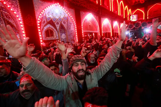 Shi'ite Muslim pilgrims gather as they commemorate the Arbaeen, in Kerbala, Iraq, November 21, 2016. (Photo by Alaa Al-Marjani/Reuters)