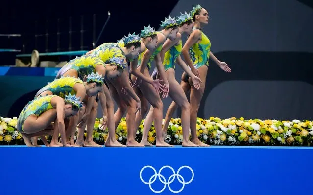 Spain's team compete in artistic swimming team, free routine at the 2020 Summer Olympics, Saturday, August 7, 2021, in Tokyo, Japan. (Photo by Dmitri Lovetsky/AP Photo)