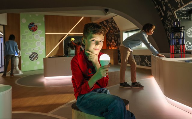 The Miodrag Kostic Foundation opened the Palace of Science in Belgrade on December 24, 2024, which welcomes visitors from today at Kralja Milana 11. Thanks to Miodrag Kostic's gift to Serbian society worth over 25 million euros, a 5,500m2 space in one of the most beautiful buildings in Belgrade was turned into the first center for research and popularization of science in Serbia and the largest in the region. This project, which is of capital importance for the development of science and support for education, has brought back philanthropy to the big door, bearing in mind that it is the largest single donation for philanthropy in this area since the beginning of the last century. (Photo by Marko Todorovic/BETAPHOTO/Palata Nauke)