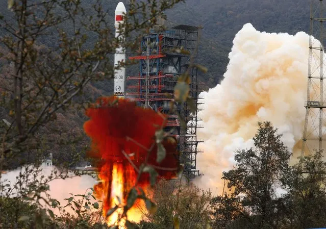 A Long March 3B carrier rocket carrying the Shiyan-10 02 satellite blasts off from the Xichang Satellite Launch Center on December 29, 2022 in Xichang, Liangshan Yi Autonomous Prefecture, Sichuan Province of China. (Photo by Li Jieyi/VCG via Getty Images)