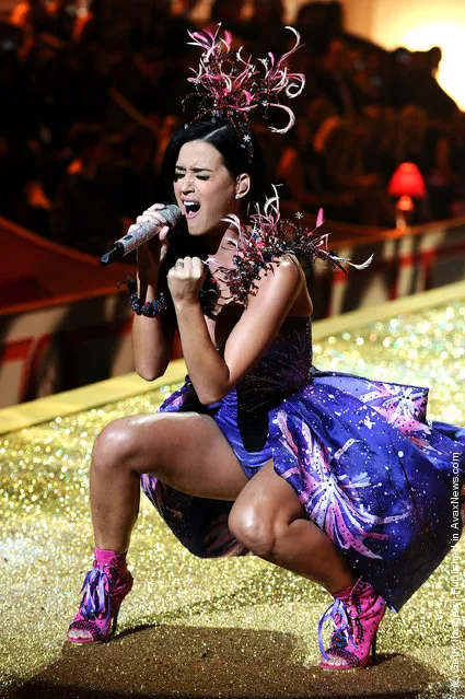 Singer Katy Perry performs during the 2010 Victoria's Secret Fashion Show at the Lexington Avenue Armory on November 10, 2010 in New York City