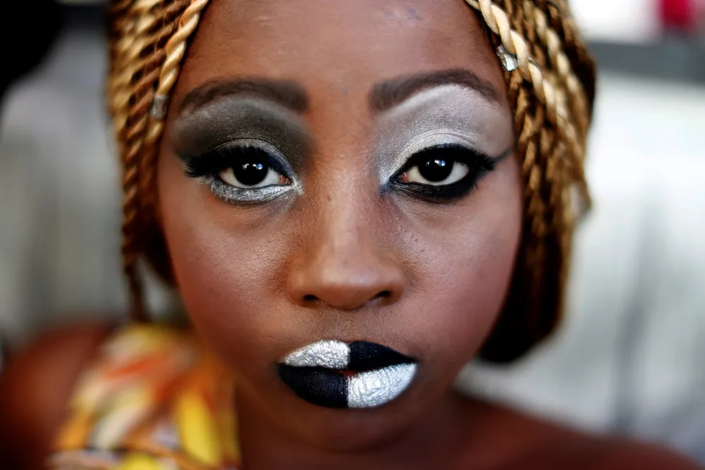 The Day in Photos – November 19, 2016