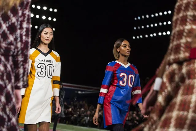 Models present creations from the Tommy Hilfiger Fall/Winter 2015 Collection at the New York Fashion Week February 16, 2015. (Photo by Andrew Kelly/Reuters)