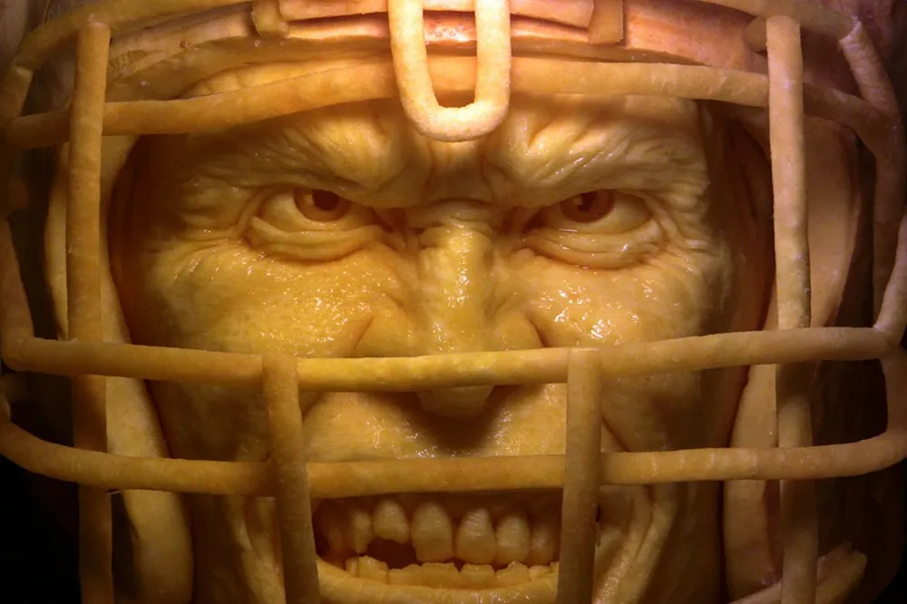 Expert Pumpkin Carvers Create Halloween Horrors