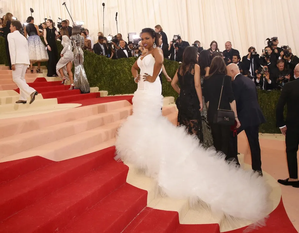 Highlights from the 2016 Metropolitan Museum of Art Costume Institute Gala, Part 1/2