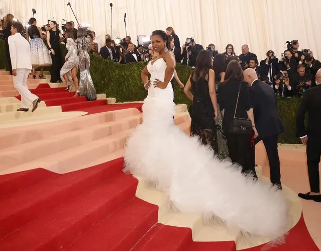 Actress Jennifer Hudson arrives at the Metropolitan Museum of Art Costume Institute Gala (Met Gala) to celebrate the opening of “Manus x Machina: Fashion in an Age of Technology” in the Manhattan borough of New York, May 2, 2016. (Photo by Lucas Jackson/Reuters)