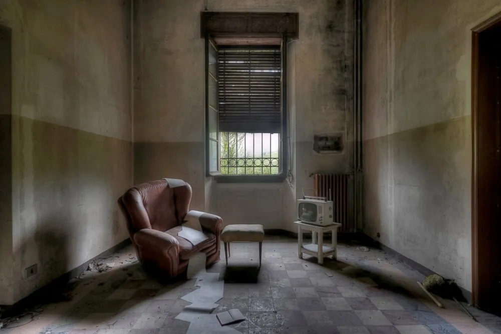 Abandoned Places by Photographer Niki Feijen