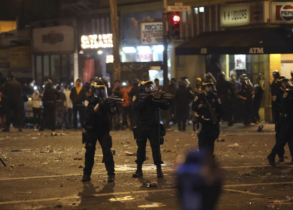 Giants Fans Trash San Francisco