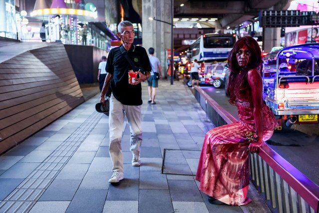 Sarunphat Pannum, 30, poses for a picture as she celebrates Halloween in Bangkok, Thailand on October 31, 2024. (Photo by Chalinee Thirasupa/Reuters)