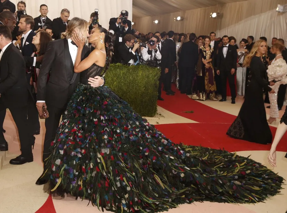Highlights from the 2016 Metropolitan Museum of Art Costume Institute Gala, Part 1/2