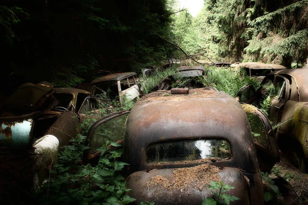 Urban Explorer Finds Beauty in Decay