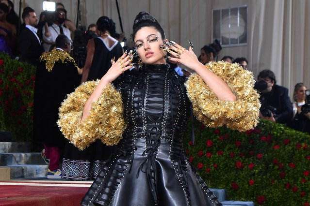 Influencer Isabelle Boemeke arrives for the 2022 Met Gala at the Metropolitan Museum of Art on May 2, 2022, in New York. (Photo by Angela  Weiss/AFP Photo)