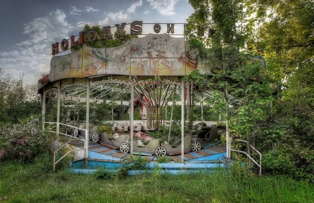 Jungle Ride – Vintage caterpillar ride left behind in an abandoned amusement park. (Photo by Niki Feijen)