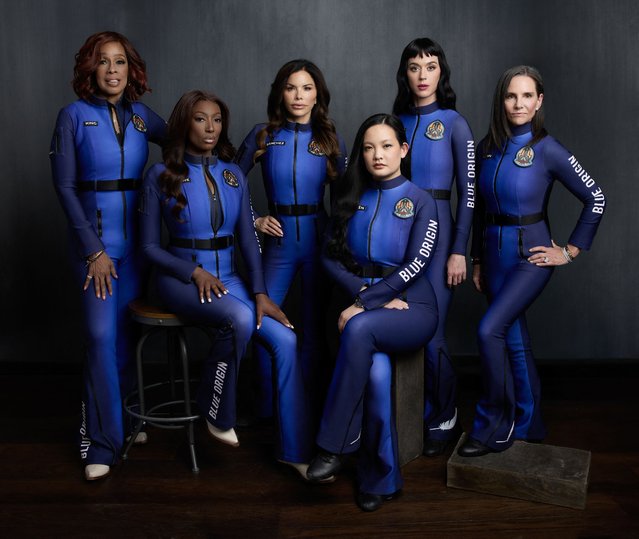 This handout photograph released on April 14, 2025 by Blue Origin, shows (from L) US TV personality Gayle King, Bahamian-US former NASA scientist Aisha Bowe, US journalist Lauren Sanchez, US research scientist Amanda Nguyen, US singer Katy Perry and US film producer Kerianne Flynn posing in their space suits at an undisclosed location ahead of the all-woman sub-orbital mission aboard the company's New Shepard rocket. Pop star Katy Perry will be the biggest name in an all-woman group set to touch the edge of space on April 14, 2025, roaring into the cosmos on one of billionaire Jeff Bezos's rockets. The “Firework” and “California Gurls” singer will be lofted more than 100 kilometers (60 miles) above the Earth's surface in a vessel from Blue Origin, the space company owned by the Amazon founder. Five other women including Bezos's fiancee Lauren Sanchez will join the flight, slated to blast off from western Texas at around 8:30 am (1330 GMT). (Photo by Handout/Blue Origin via AFP Photo)