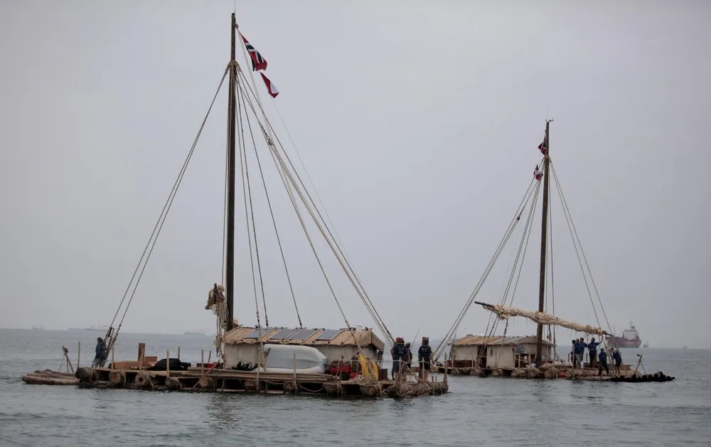 The Day in Photos – November 9, 2015