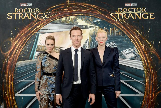 (L-R) Rachel McAdams, Benedict Cumberbatch and Tilda Swinton in front of the Doctor Strange inspired 3D Art at a fan screening, to celebrate the release of Marvel Studio's Doctor Strange at the Odeon Leicester Square, on October 24, 2016 in London, United Kingdom. (Photo by Jeff Spicer/Getty Images for Disney)