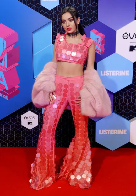 Charli XCX attends the MTV Europe Music Awards 2016 on November 6, 2016 in Rotterdam, Netherlands. (Photo by Anthony Harvey/Getty Images for MTV)