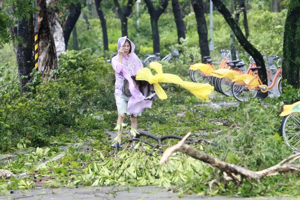 Typhoon Soudelor, Part 2
